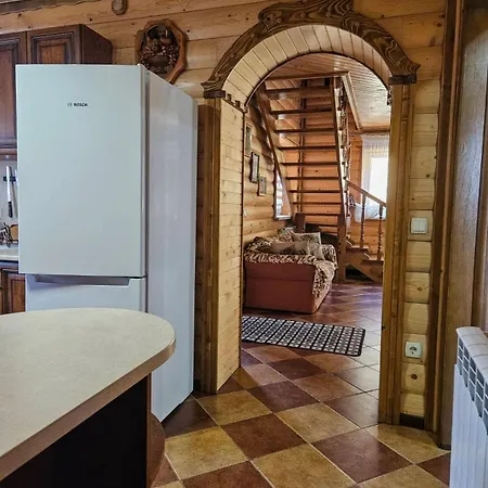 Guest house Lastivchyne Gnizdo Mykulychyn