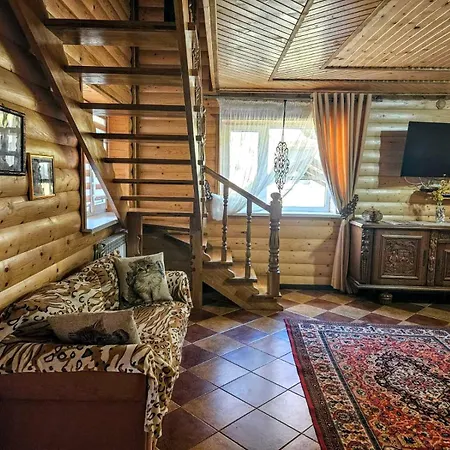 Guest house Lastivchyne Gnizdo Mykulychyn
