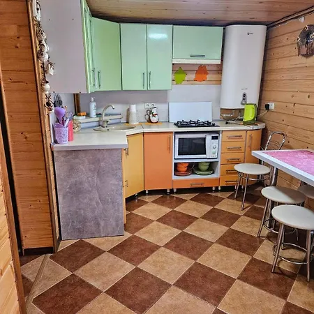 Lastivchyne Gnizdo Guest house *