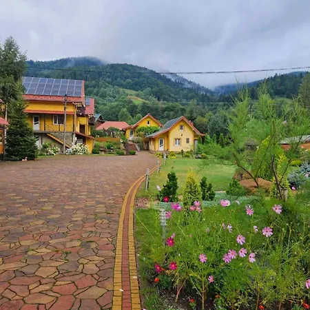 ластівчине гніздо בית הארחה מיקוליצ'ין