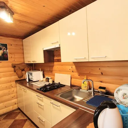 ластівчине гніздо Guest house