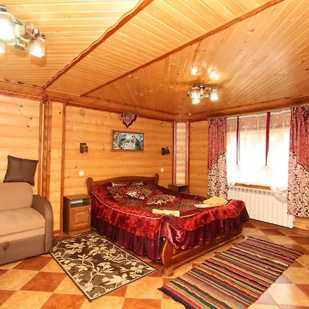 ластівчине гніздо 3* מיקוליצ'ין