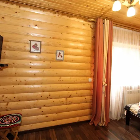 Guest house ластівчине гніздо *