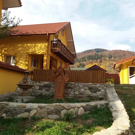 Lastivchyne Gnizdo *