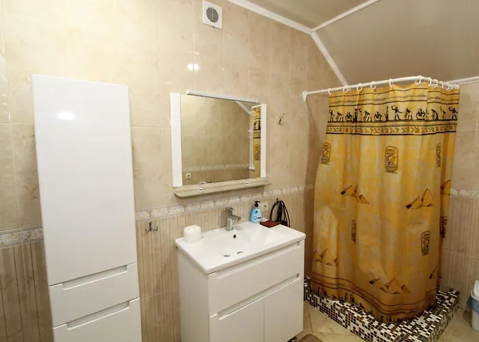 ластівчине гніздо 招待所