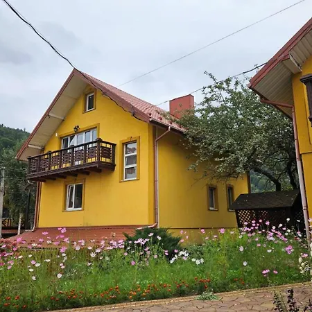 게스트하우스 ластівчине гніздо 미쿨리친