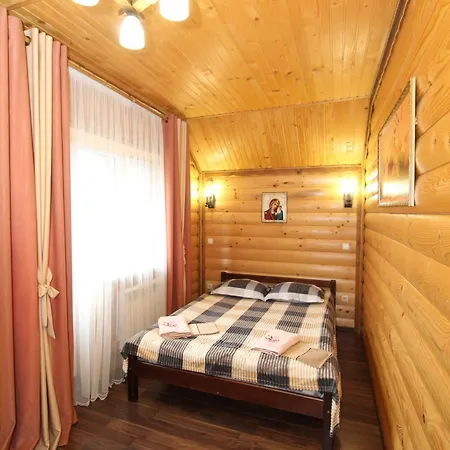 ластівчине гніздо Gasthof Mykulytschyn