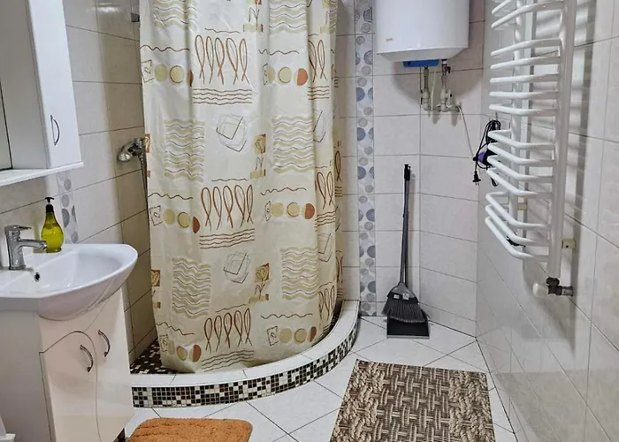 Konukevi ластівчине гніздо 4*